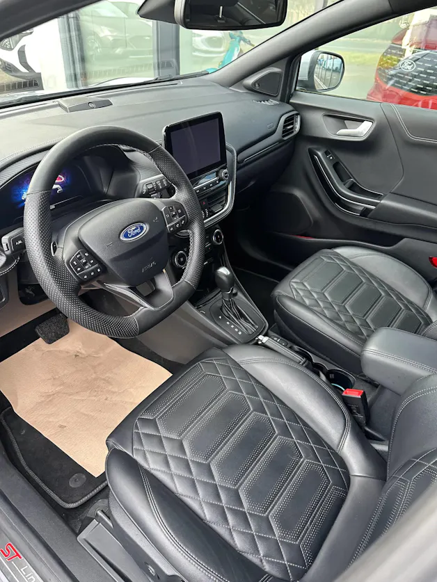 Ford Puma 1.0 EcoB Hybrid 155 ST-Line Vignale