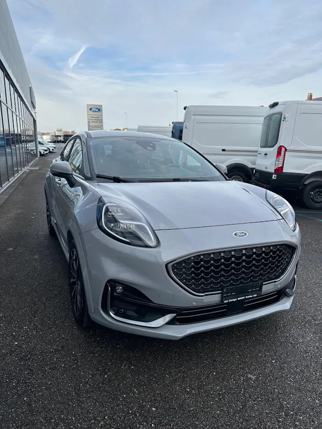 Ford Puma 1.0 EcoB Hybrid 155 ST-Line Vignale