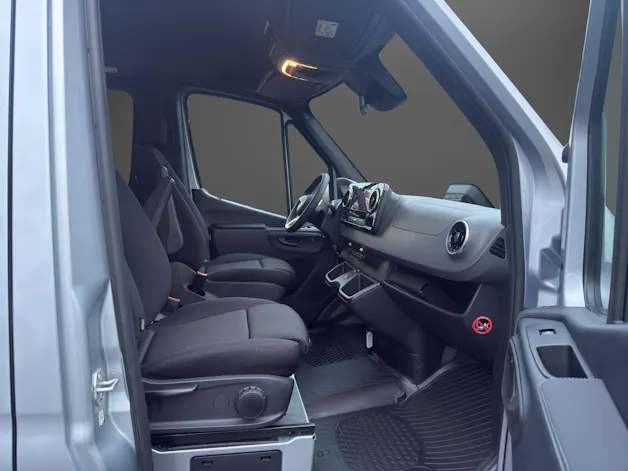 Mercedes-Benz Sprinter 319 CDI Standard 9G-TRONIC