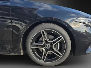 Mercedes-Benz A 200 7G-DCT