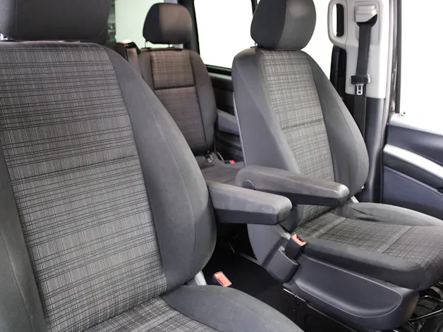 Mercedes-Benz Vito 119 BlueTEC Tourer Base L 4Matic 7G-Tronic