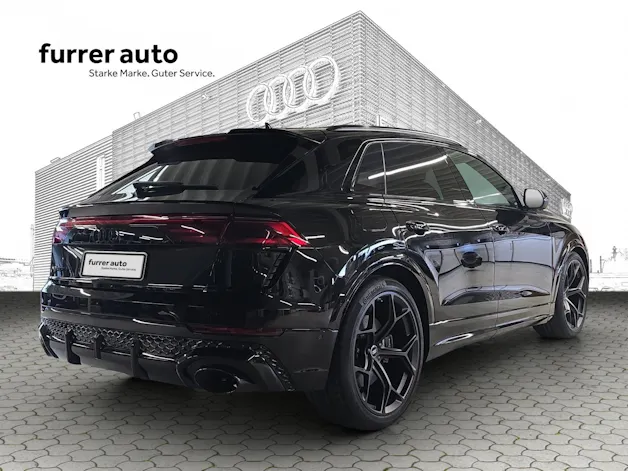Audi RSQ8 performance quattro