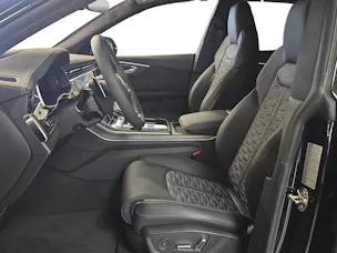 Audi RSQ8 performance quattro