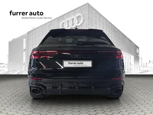 Audi RSQ8 performance quattro