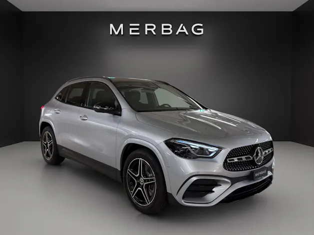 Mercedes-Benz GLA 220d 4Matic 8G-DCT