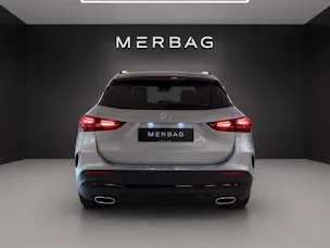 Mercedes-Benz GLA 220d 4Matic 8G-DCT