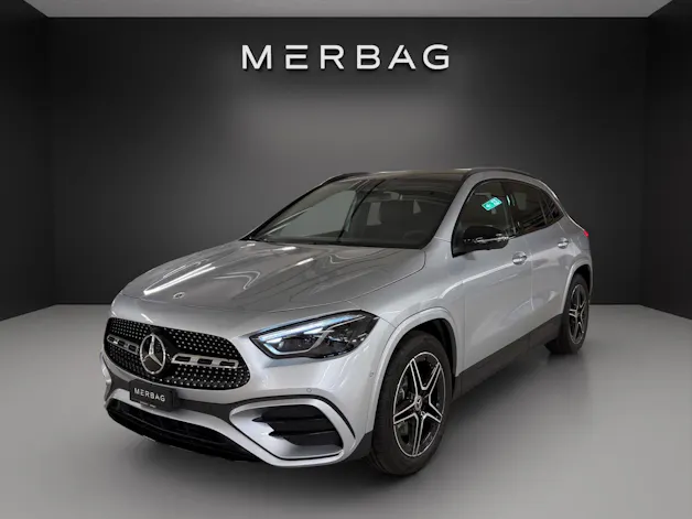 Mercedes-Benz GLA 220d 4Matic 8G-DCT