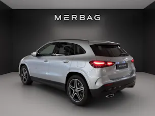 Mercedes-Benz GLA 220d 4Matic 8G-DCT