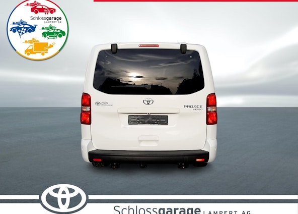 Vehicle image 3 Vehicle image 3