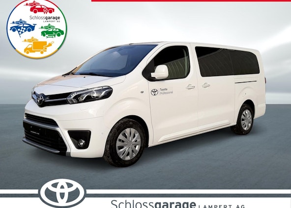 First vehicle image First vehicle image