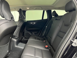 Vehicle image VOLVO V60 2.0 T8 TE Ultra Dark for Business eAWD