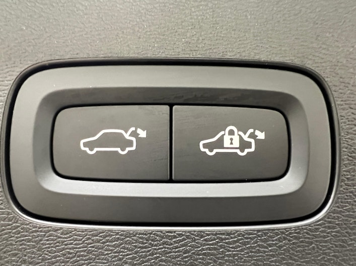 Vehicle image VOLVO V60