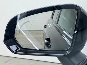 Vehicle image VOLVO V60 2.0 T8 TE Ultra Dark for Business eAWD