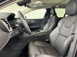 Vehicle image VOLVO V60 2.0 T8 TE Ultra Dark for Business eAWD