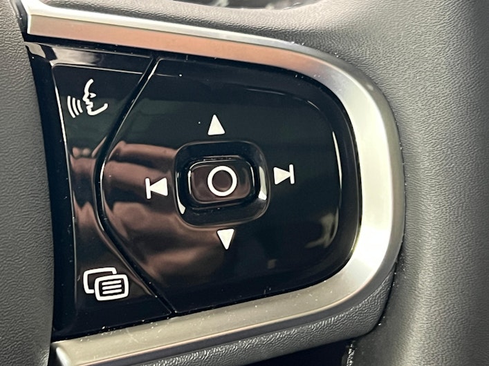 Vehicle image VOLVO V60