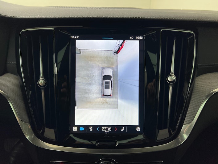 Vehicle image VOLVO V60