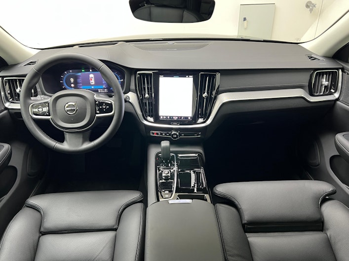 Vehicle image VOLVO V60