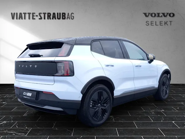 Volvo EX30 CC E60 Twin Performance AWD