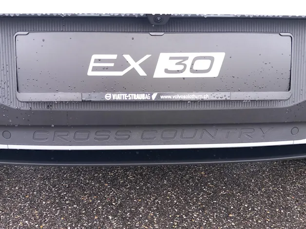 Volvo EX30 CC E60 Twin Performance AWD
