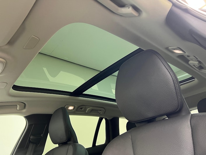 Vehicle image VOLVO V60