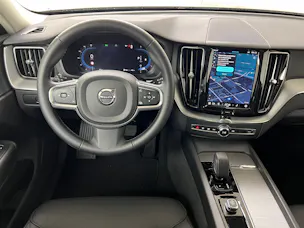 Volvo XC60 2.0 B4 MH Core AWD / ab 3,99% Leasing bei Abschluss einer Protect Autoversicherung