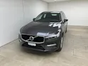 Volvo XC60 2.0 B4 MH Core AWD / ab 3,99% Leasing bei Abschluss einer Protect Autoversicherung