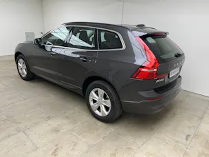 Volvo XC60 2.0 B4 MH Core AWD / ab 3,99% Leasing bei Abschluss einer Protect Autoversicherung