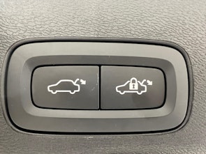 Vehicle image VOLVO XC60 2.0 B4 MH Core AWD