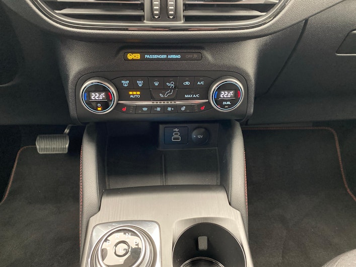 Vehicle image FORD KUGA