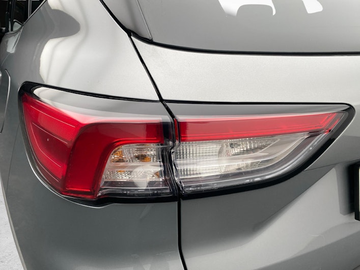 Vehicle image FORD KUGA