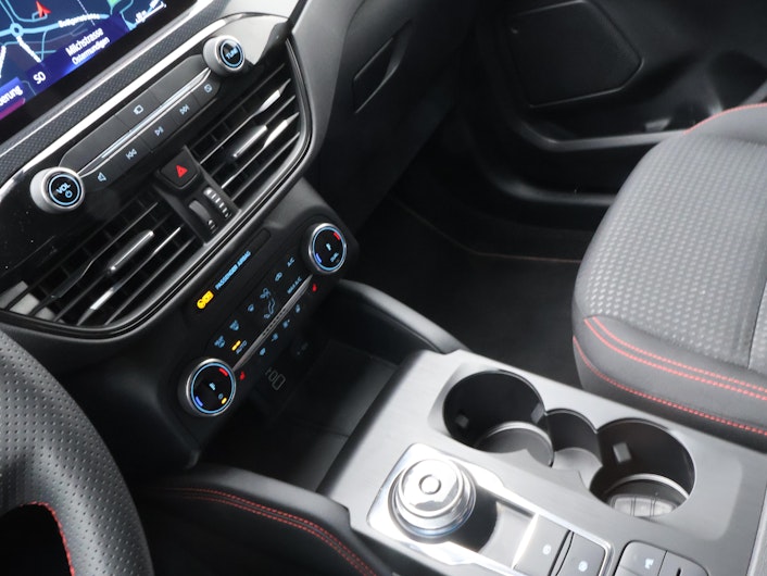 Vehicle image FORD KUGA