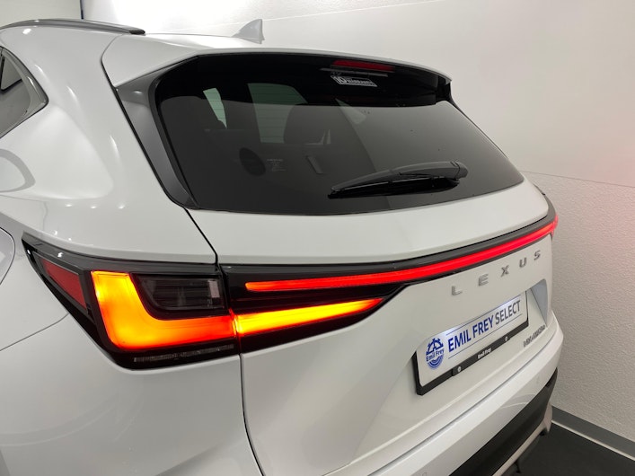 Vehicle image LEXUS NX