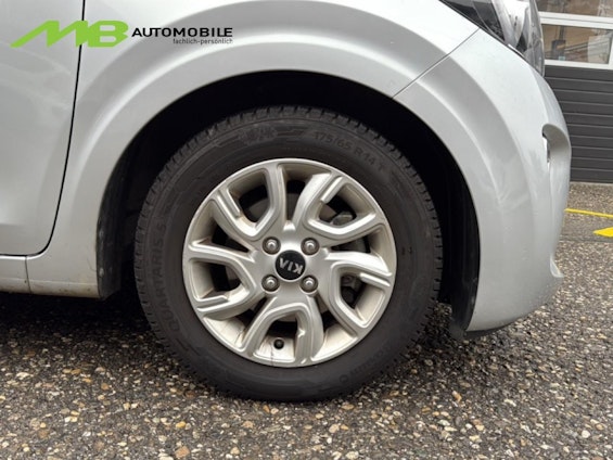 image du véhicule 5 image du véhicule 5