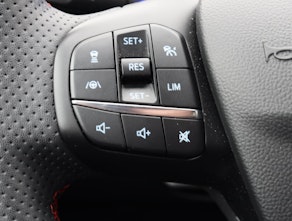 Vehicle image FORD Kuga 2.5 Plug-in Hybrid ST-Line