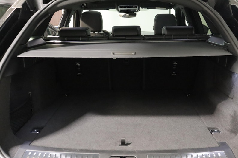 Vehicle image LAND ROVER RANGE ROVER VELAR