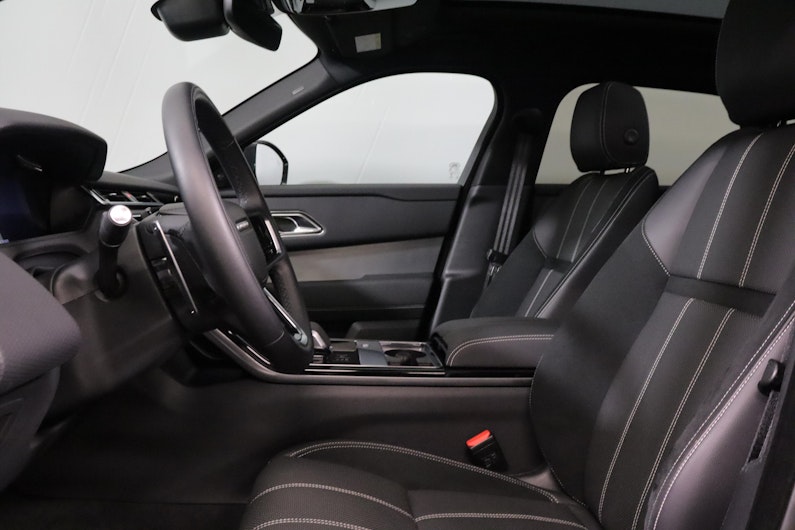 Vehicle image LAND ROVER RANGE ROVER VELAR