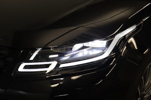 Vehicle image LAND ROVER Range Rover Velar 3.0 I6 R-Dynamic SE