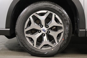 Vehicle image SUBARU Forester Station 2.0i e-Boxer Swiss Plus