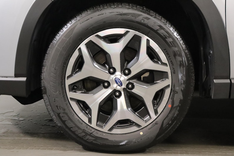 Vehicle image SUBARU FORESTER