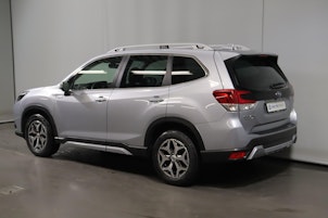 Vehicle image SUBARU Forester Station 2.0i e-Boxer Swiss Plus