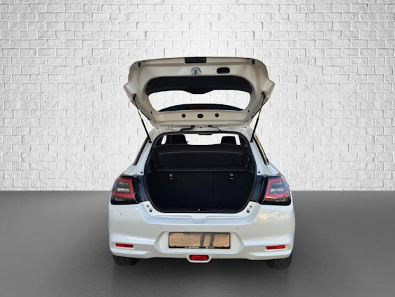 Vehicle image 11 Vehicle image 11