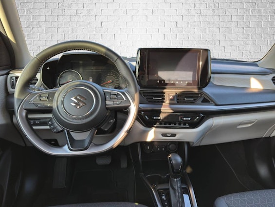 Vehicle image 7 Vehicle image 7