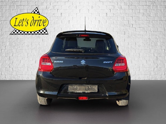 Vehicle image 4 Vehicle image 4