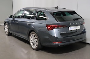 Vehicle image SKODA Octavia Combi 2.0 TDI 200 Style 4x4 DSG