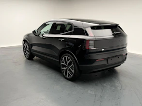 https://vehicle.imgix.net/4120910/081c3946-46ba-46ae-a3bb-2467ad9d89e6.jpg