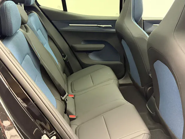 Volvo EX30 E60 Twin Ultra Performance Sw. Black Ed. AWD
