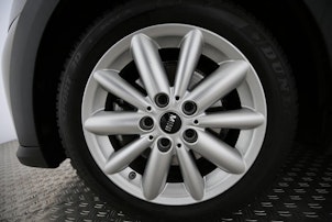 Vehicle image MINI F55 1.5i Cooper