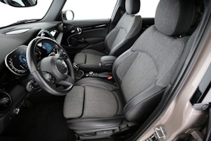 Vehicle image MINI F55 1.5i Cooper