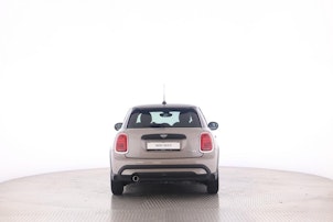 Vehicle image MINI F55 1.5i Cooper