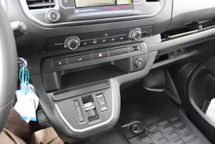 Fiat E-Scudo Kaw. L2 verglast 50 kWh Business Swiss Edition